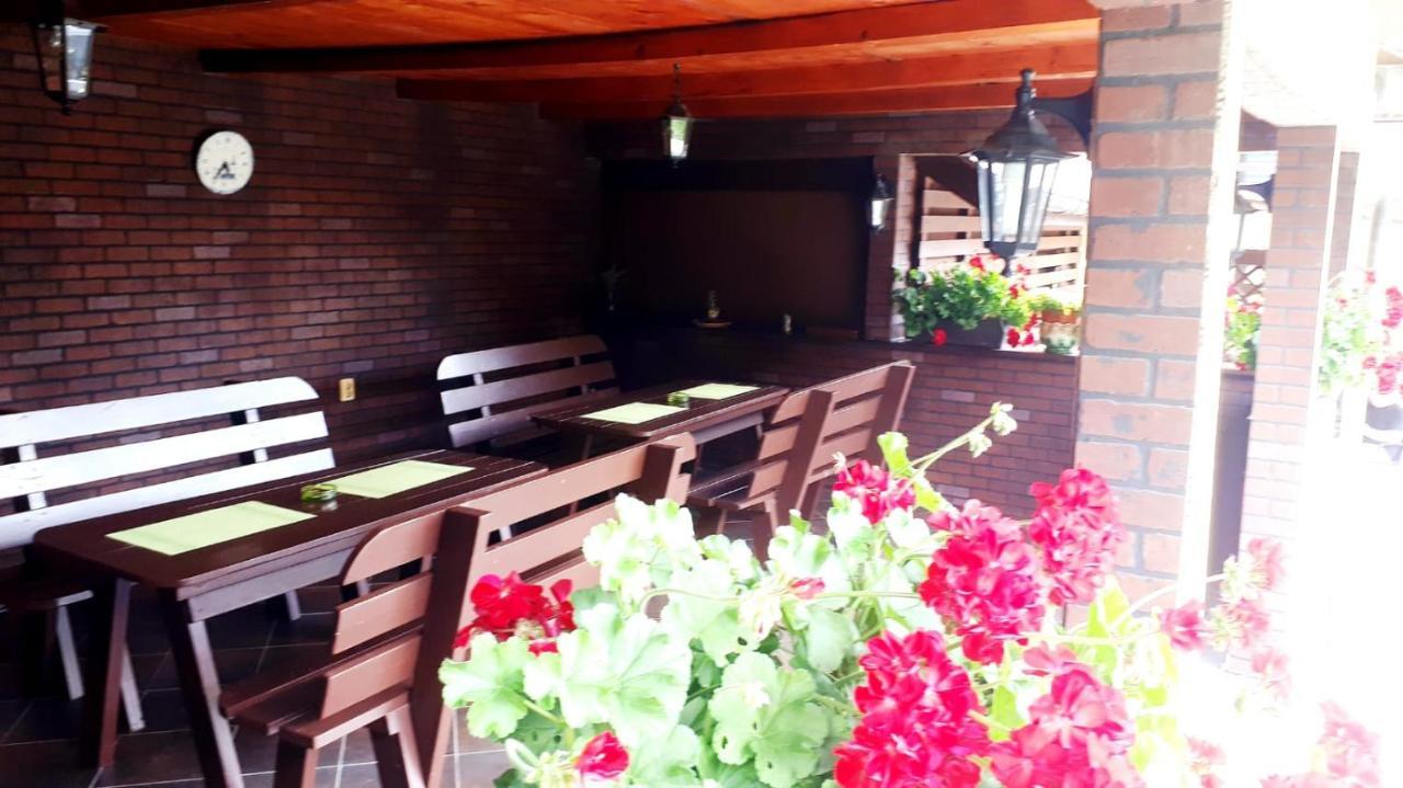 Silva House Hotel Deva Bagian luar foto