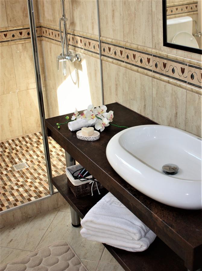 Silva House Hotel Deva Bagian luar foto