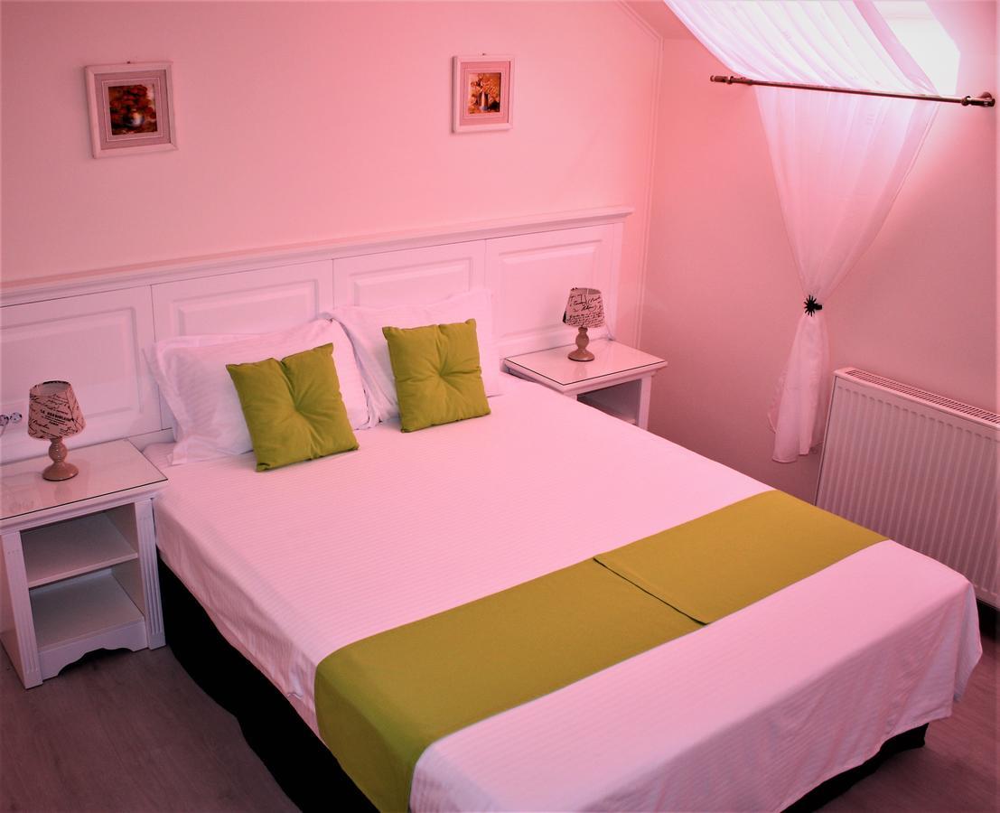 Silva House Hotel Deva Bagian luar foto