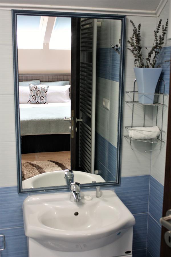 Silva House Hotel Deva Bagian luar foto