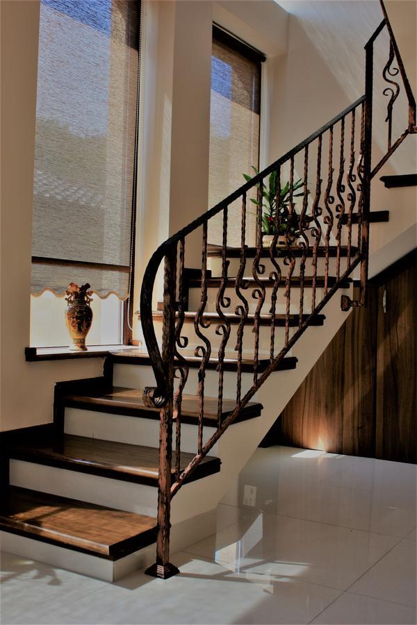 Silva House Hotel Deva Bagian luar foto